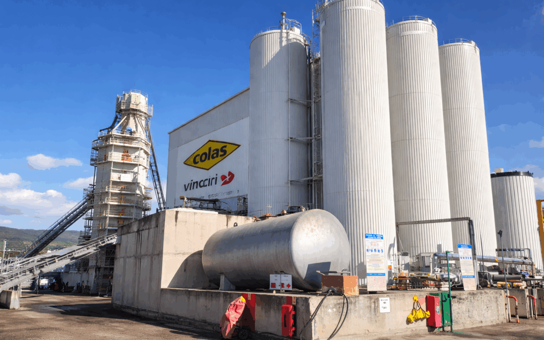 Près de l’étang de Berre, une usine d’enrobés de 200 000 t/an entièrement reconstruite